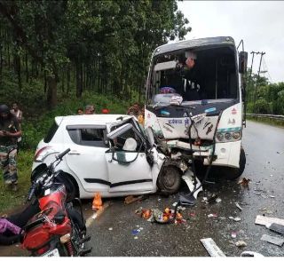 अलीगढ़ में दर्दनाक सड़क हादसा:अनियंत्रित बस ने कई वाहनों को रौंदा, 3 की मौके पर ही मौत, कई घायल