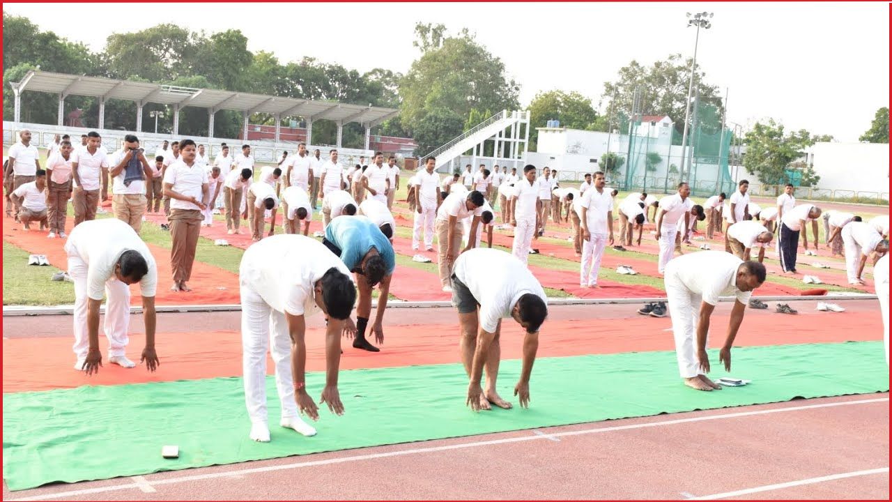 हरियाणा के तौंद वाले पुलिसकर्मिओ की होगी पहचान, DGP ने मांगी रिपोर्ट