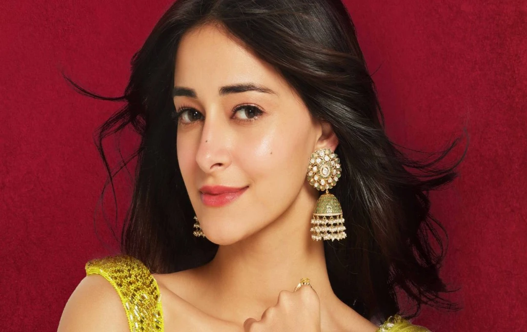 बॉलीवुड एक्ट्रेस Ananya Panday के दिल में बसी हैं देसी भावना, नजर से बचने के लिए अपनाती हैं देसी उपाय