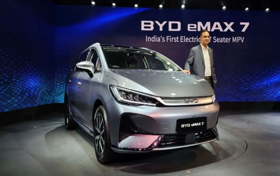 BYD ने लॉन्च की eMAX7 इलेक्ट्रिक एमपीवी, जो Toyota Innova Hycross को देगी चुनौती – सिंगल चार्ज में चलेगी 530 KM 