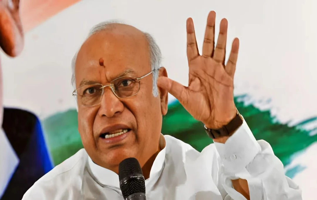 Mallikarjun Kharge: कांग्रेस अध्यक्ष खड़गे ने मोदी पर कसा तंज, भाजपा को आतंकी पार्टी घोषित किया 