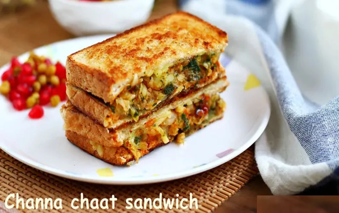 Chana Sandwich Recipe: डिनर में बचे हुए चने से तुरंत बनाएं स्वादिष्ट और चटपटा सैंडविच, जानिए इसे बनाने की आसान रेसिपी 