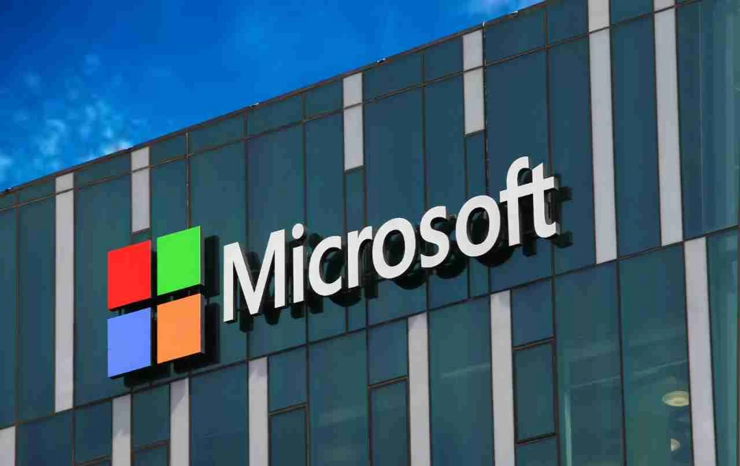 Microsoft-এর ৪% কর্মী ছাঁটাই: AI-এর দিকে ঝুঁকছে টেক জায়ান্ট