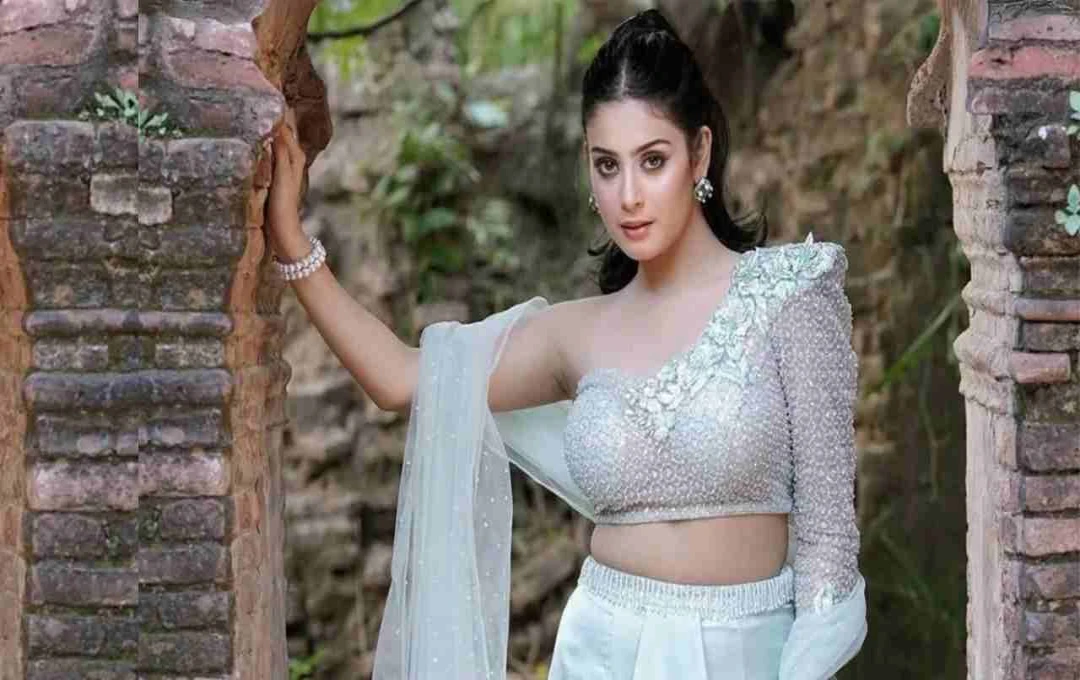 बारिश में डेटिंग के लिए बेताब दिखीं ईशा मालवीय, बोलीं- 'अब बदल गया है दौर'