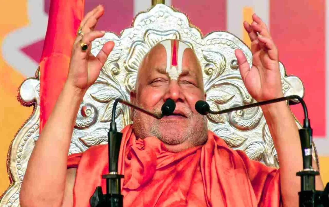 Jagadguru Rambhadracharya Unveils Powerful Shloka: Equivalent to Reciting Ramayana 100 Crore Times