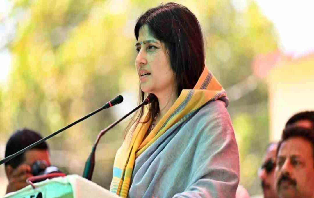 Dimple Yadav Opposes School Mergers in UP, Demands Transparency
