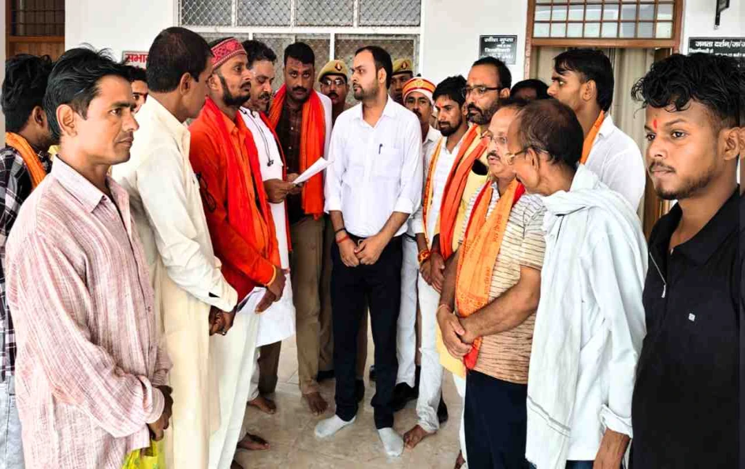 VHP and Bajrang Dal Protest in Basti Over Alleged Hindu Persecution and Population Imbalance