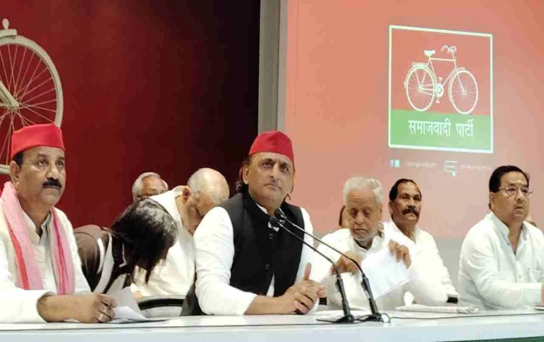PDA पाठशाला: अखिलेश यादव का BJP पर तीखा हमला, शिक्षा और विकास को लेकर जताई गहरी चिंता