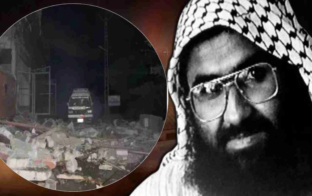 Pakistan: सोशल मीडिया पर गुप्त दान मांग रहा मसूद अजहर, उजड़ा जैश हेडक्वार्टर फिर बसाने की कोशिश