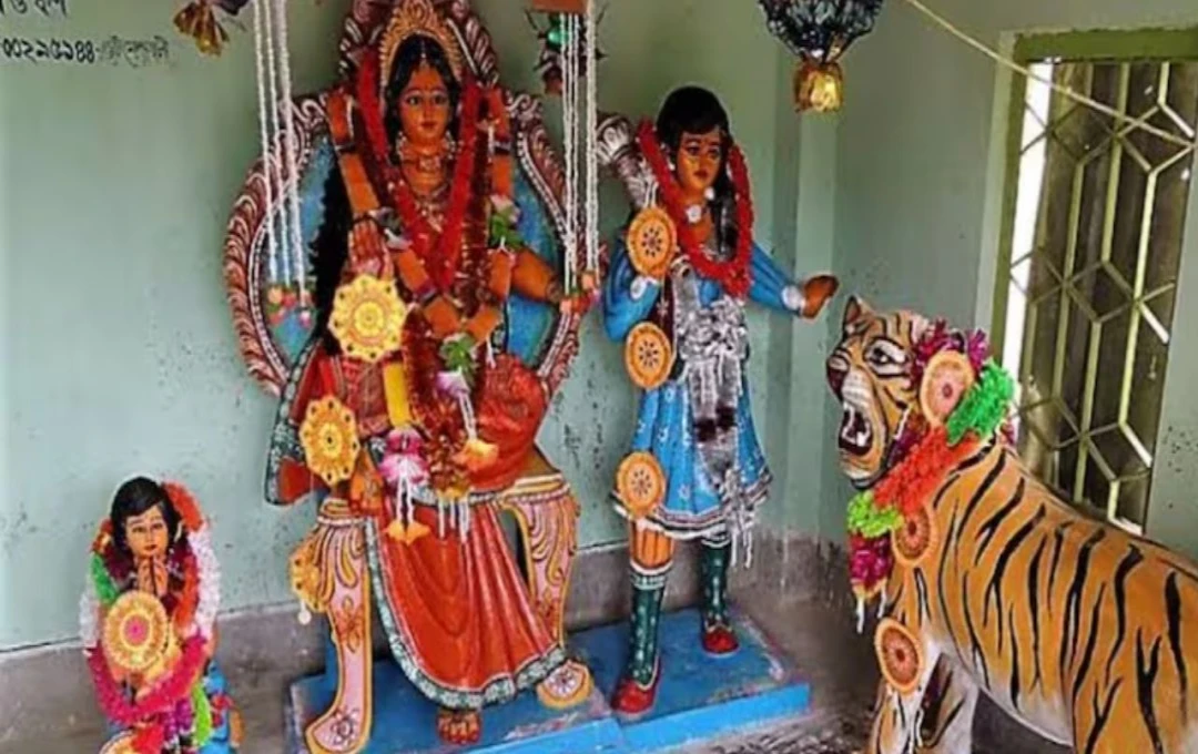 সময় বদলালেও বিশ্বাস অটুট সুন্দরবনের গভীর জঙ্গলে আজও ভরসার নাম বনবিবি
