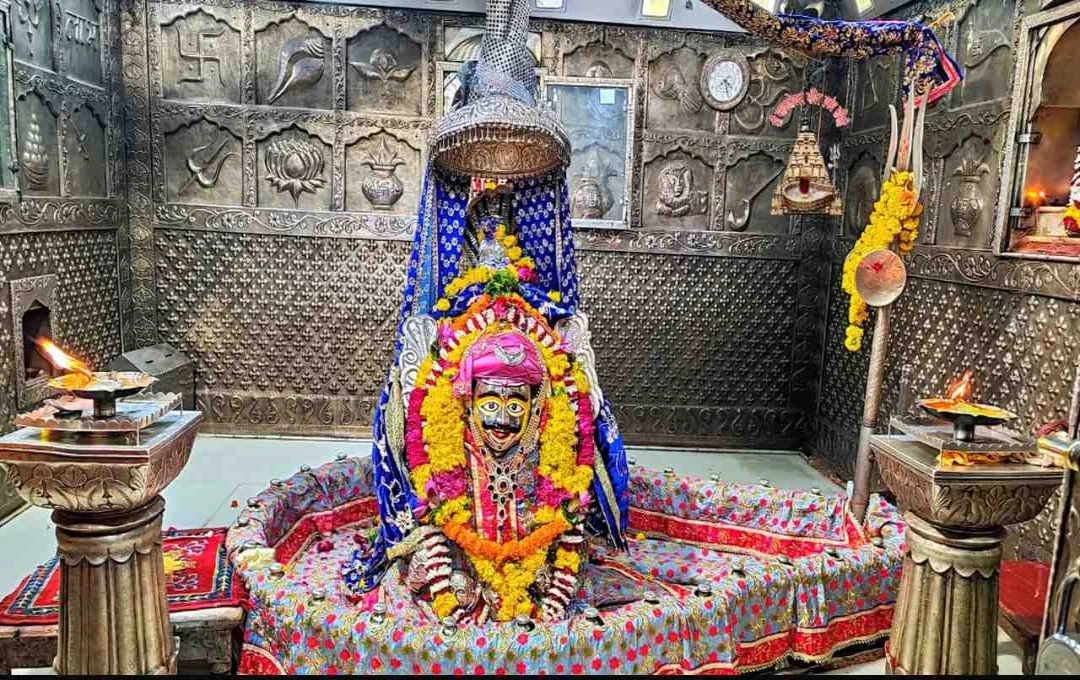 মহাকালেশ্বর জ্যোতির্লিঙ্গ: উজ্জয়িনীর আধ্যাত্মিক এবং ঐতিহাসিক কেন্দ্র