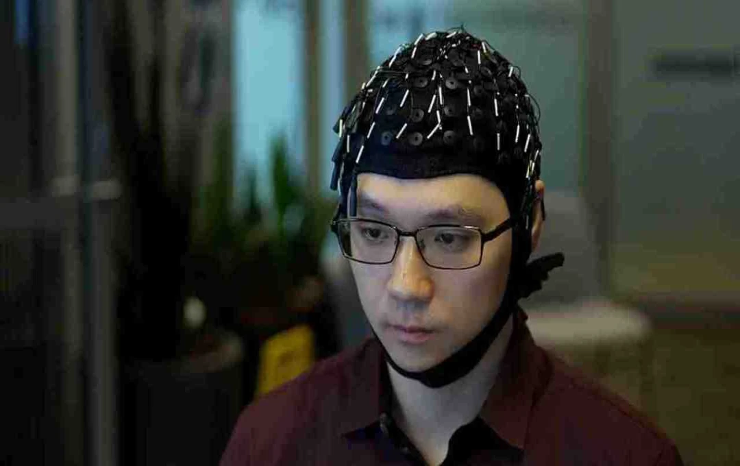 AI Smart Cap Converts Brainwaves to Text: A Revolution for Speech Impairments