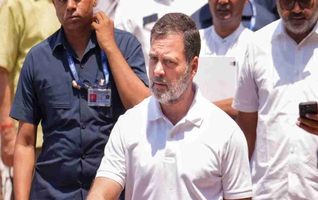 बिहार में राहुल गांधी ने चुनाव आयोग और पीएम मोदी पर लगाए गंभीर आरोप, वोट चोरी की उठाई चिंता