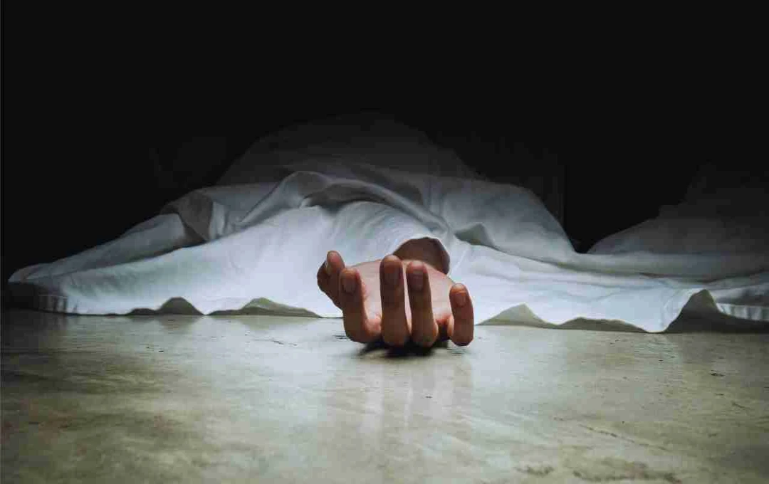 Elderly Man Beaten to Death by Son in Madhya Pradesh; Video Goes Viral