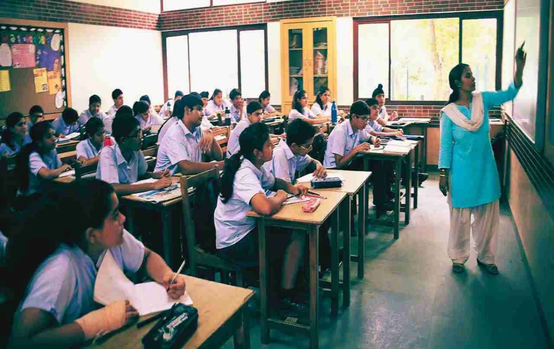 Bihar Education Department Mandates Minimum Teacher Presence in Schools, Threatens Action