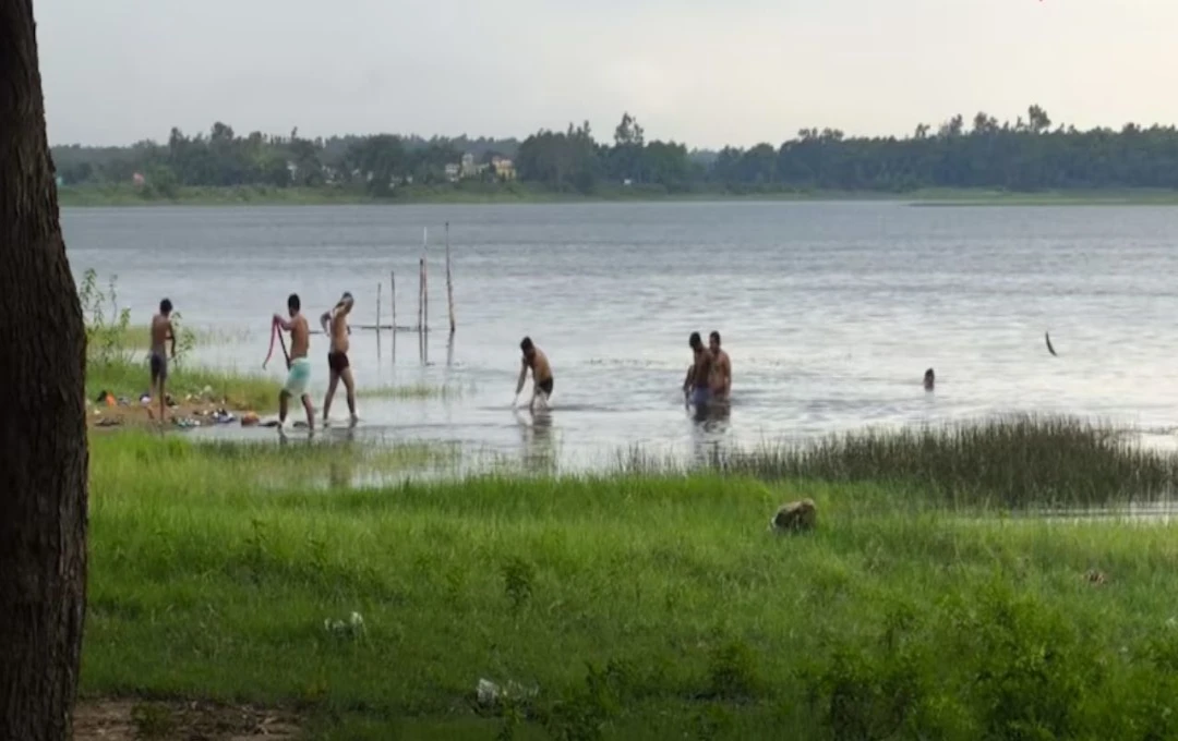 বাঁকুড়ার গাংদুয়া জলাধার প্রকৃতির আঁচলে নীলিমার স্নান