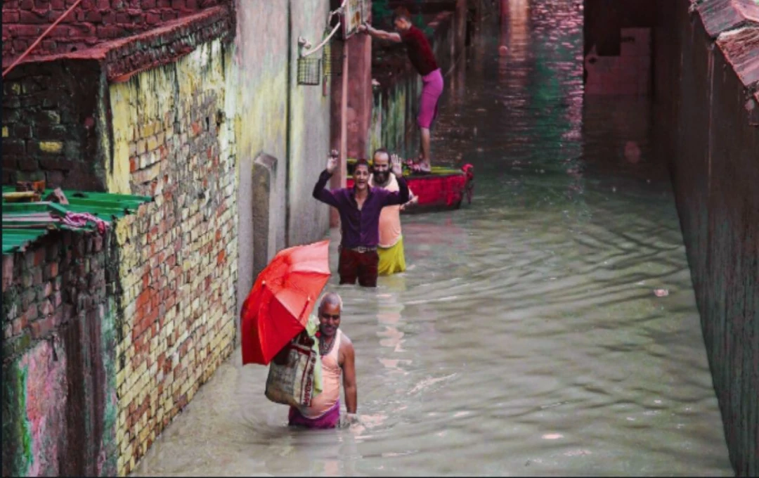 यमुना बाढ़ ने उजाड़े घर-बार, बच्चों की पढ़ाई और लोगों का रोजगार प्रभावित