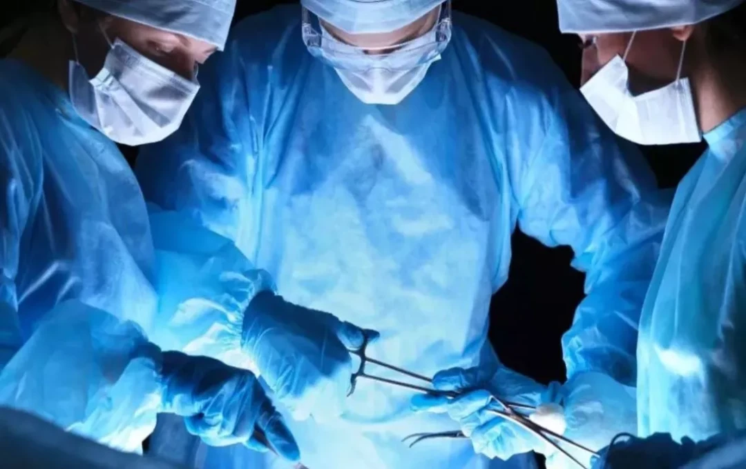 प्रयागराज: 10 किलो का ट्यूमर सफलतापूर्वक निकाला गया, महिला को मिली नई जिंदगी