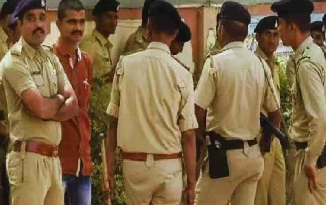 सूरत: यूनिवर्सिटी में बीजेपी नेता के बेटे के साथ मारपीट, 19 छात्रों पर मामला दर्ज