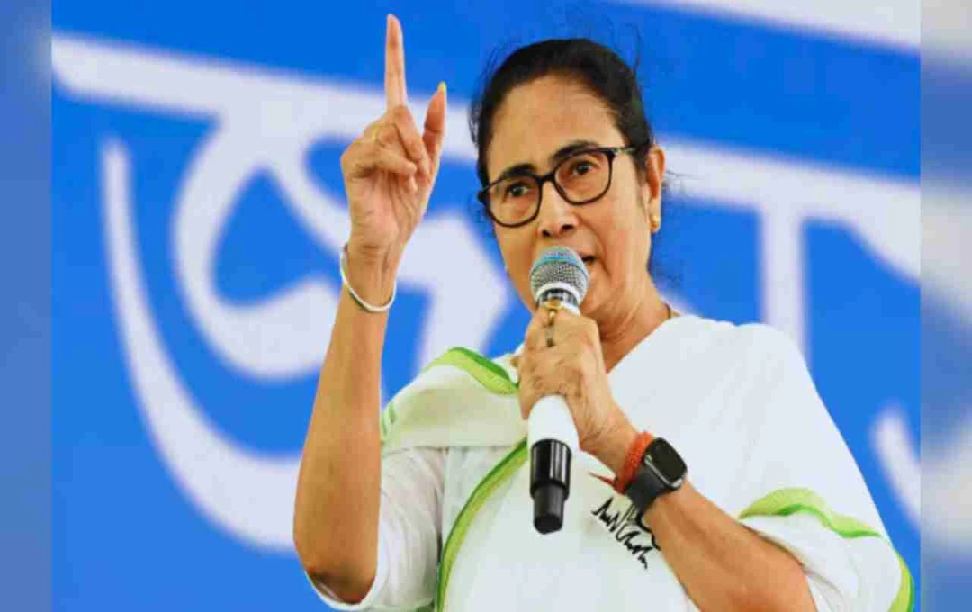 नवरात्रि से पहले दुर्गा पूजा पंडाल का उद्घाटन, BJP ने ममता बनर्जी पर उठाए सवाल