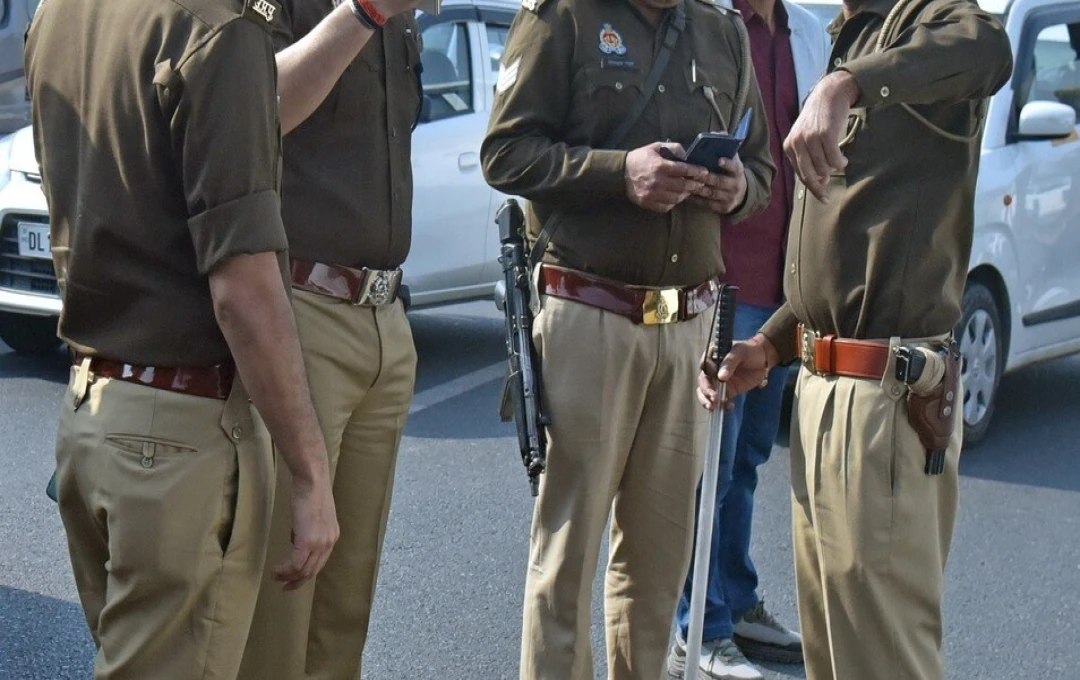 अलीगढ़: Bफार्मा छात्र की दोस्ती बनी विवाद, दो परिवार आपस में भिड़े — FIR दर्ज