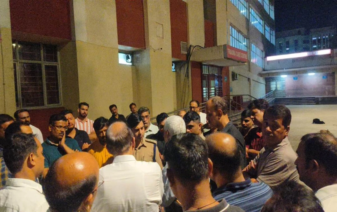 वाराणसी में मदरसा शिक्षक की हत्या: पत्नी गिरफ्तार, संपत्ति विवाद का आरोप