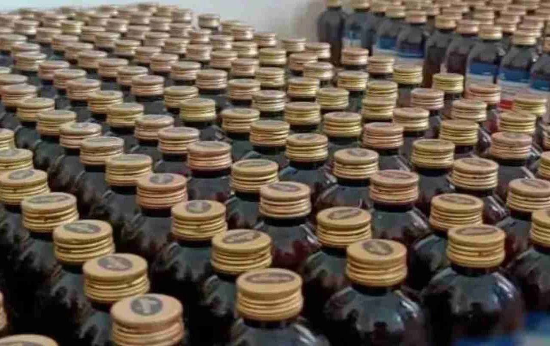 UP: जहरीली कफ सिरप से 14 बच्चों की मौत, लखनऊ में छापेमारी जारी