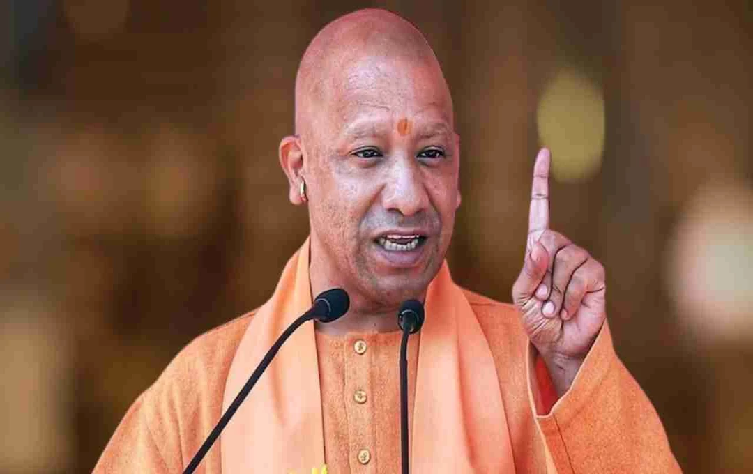 UP: दीपावली पर कानून-व्यवस्था और सुरक्षा को लेकर CM योगी ने दिए सख्त निर्देश