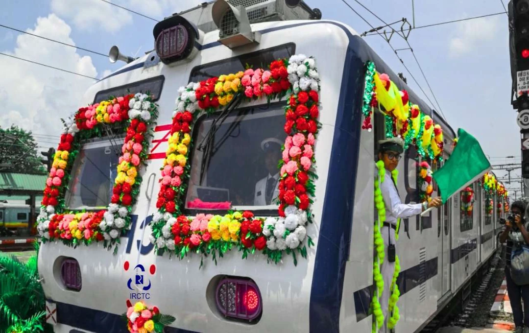 IRCTC का नया धार्मिक टूर पैकेज: 7 ज्योतिर्लिंगों के दर्शन अब सिर्फ 847 रुपये की EMI में, जानें पूरी डिटेल