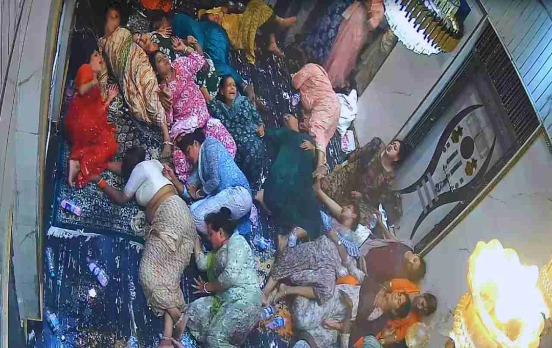 इंदौर: नंदलालपुरा में 22 किन्नरों ने पिया फिनाइल, जाने पूरा मामला 