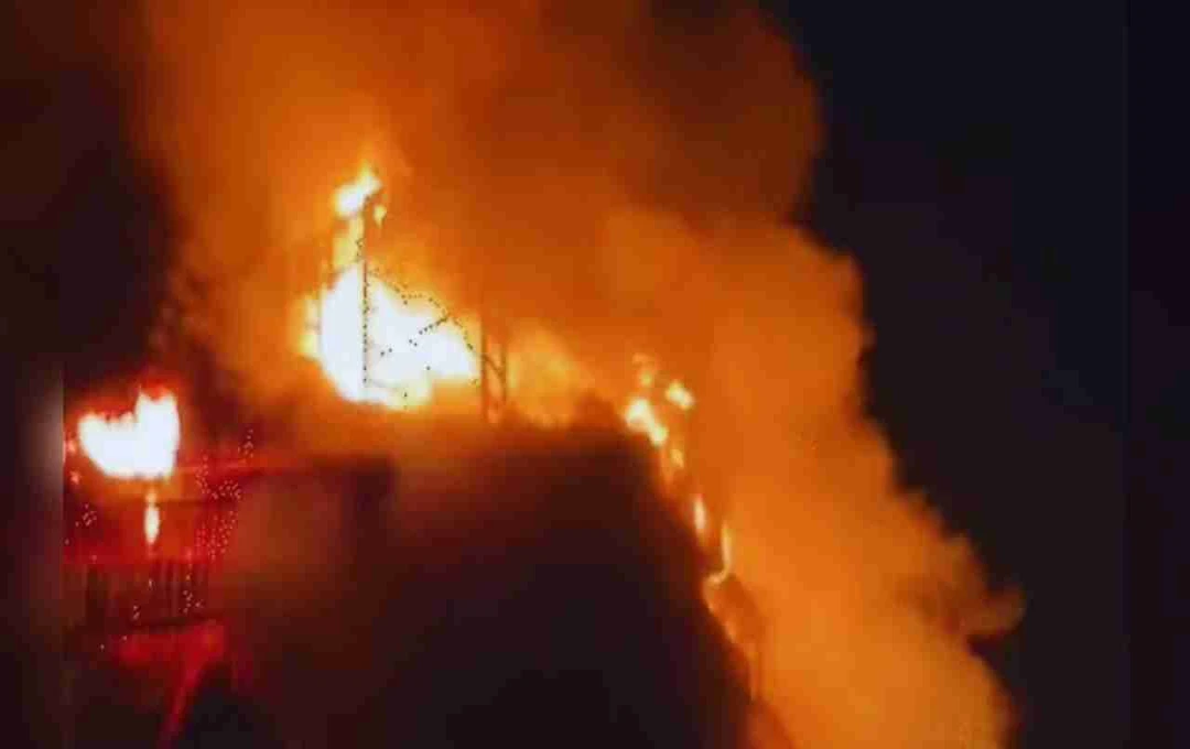 Massive Fire Engulfs Jodhpur Oil Paint Warehouse, Explosions Hinder Firefighting Efforts