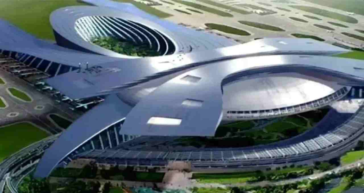 Noida International Airport: हवाई अड्डा जल्द होगा शुरू, PM मोदी करेंगे उद्घाटन
