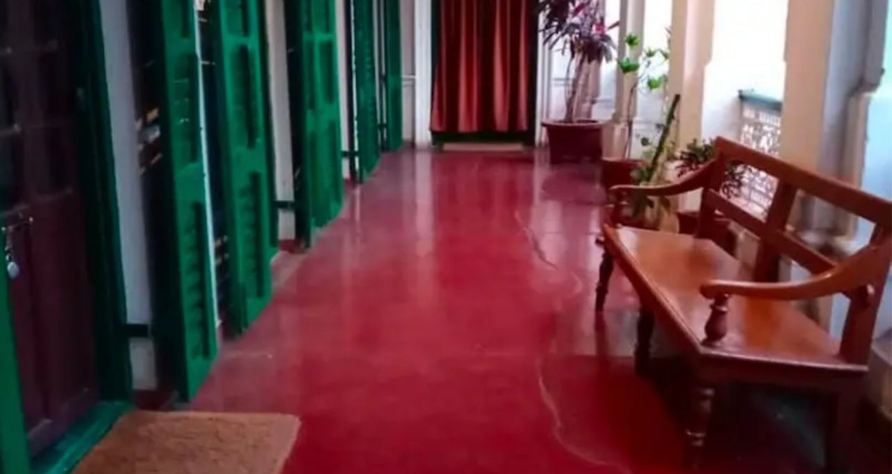 বড়দিনে রাজকীয় ছুটি: কলকাতার কাছে ‘লুটেরা’র ইটাচুনা রাজবাড়িতে বাজেট-ফ্রেন্ডলি উইকএন্ড ট্রিপ
