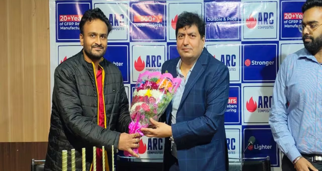 মরচা ধরবে না, বিল্ডিং থাকবে আগলে! বিষ্ণুপুরে সংস্থার পরিবেশবান্ধব শক্তিশালী রড বাজারে
