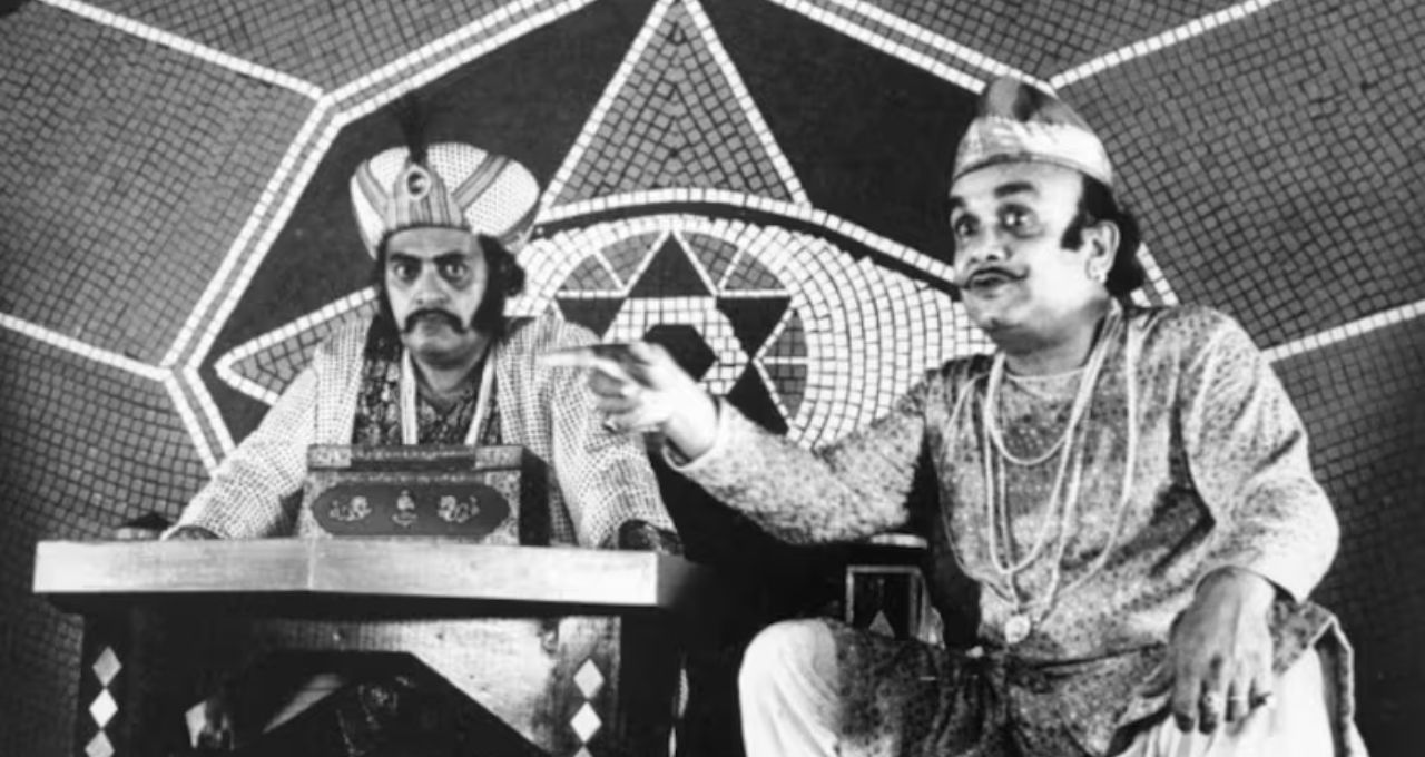 ‘হীরক রাজার দেশে’র শুটিং লোকেশন জয়চণ্ডী পাহাড়ে নস্টালজিয়া! গল্পের চরিত্রে নাম কটেজগুলির
