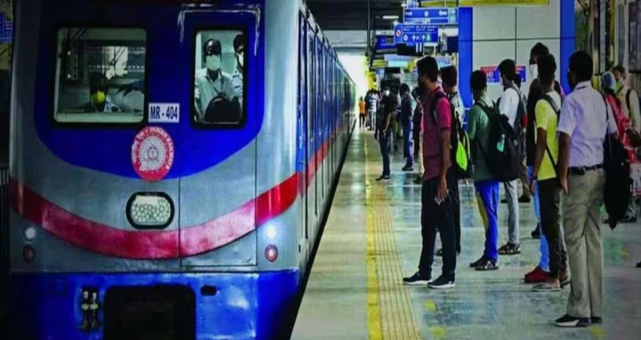 উত্তর হোক বা দক্ষিণ কলকাতা—এবার মেট্রো চেপেই সরাসরি বিমানবন্দর! আজ থেকে পরীক্ষামূলক পরিষেবা শুরু
