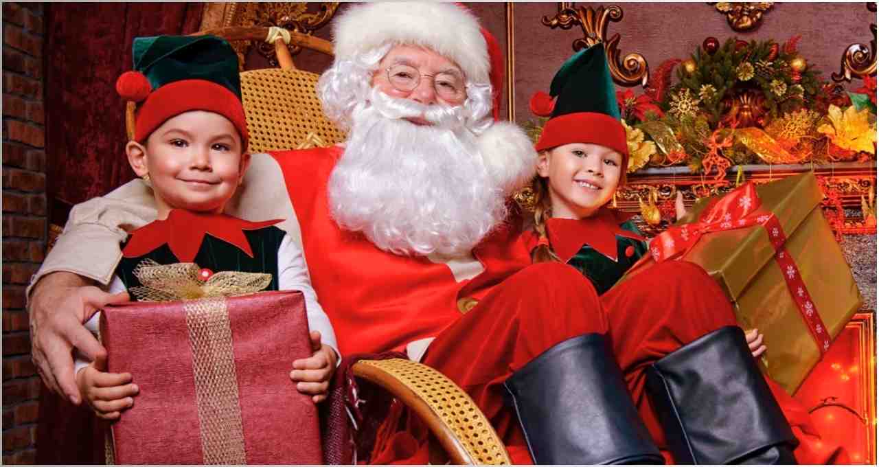 Christmas 2025: मोज़ों में गिफ्ट देने की परंपरा और सेंट निकोलस की कहानी
