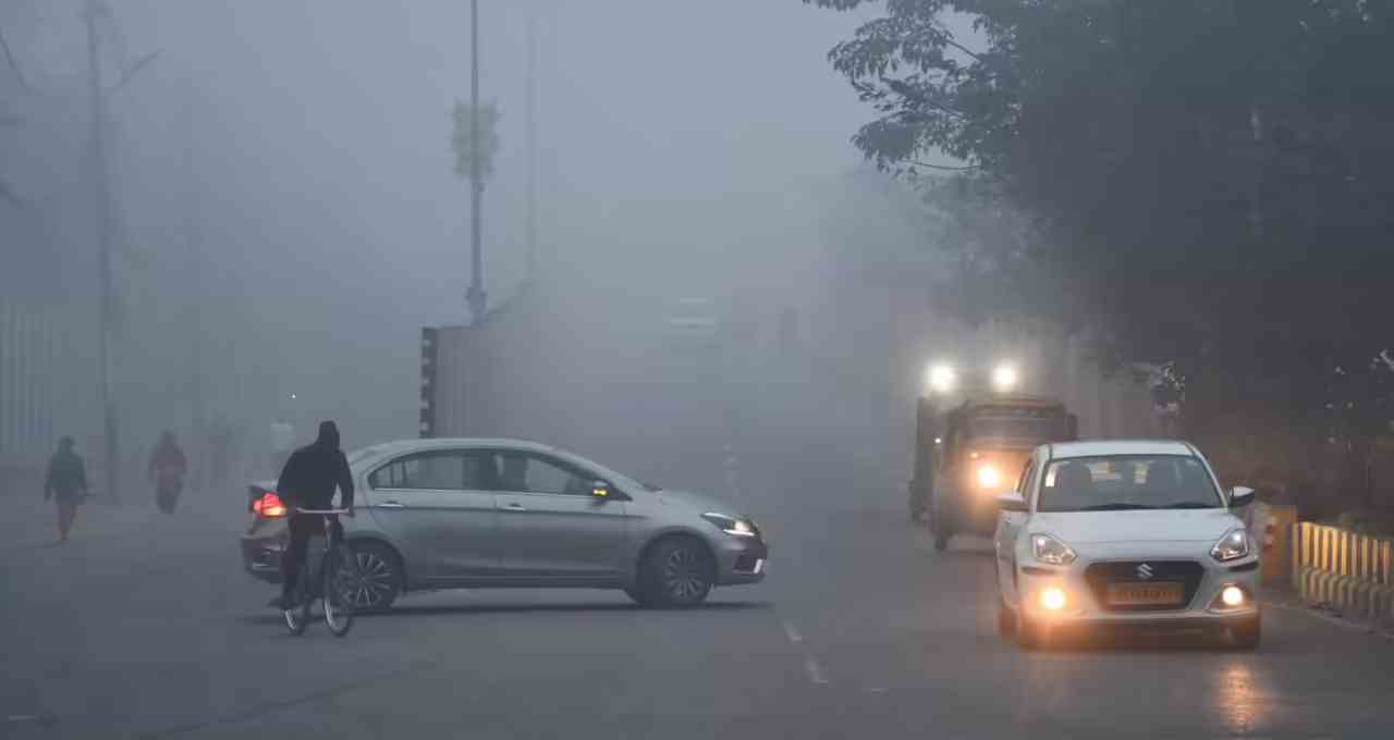 नए साल पर मौसम बदलेगा रंग: दिल्ली, यूपी-बिहार, राजस्थान में कोहरे और ठंड का कहर
