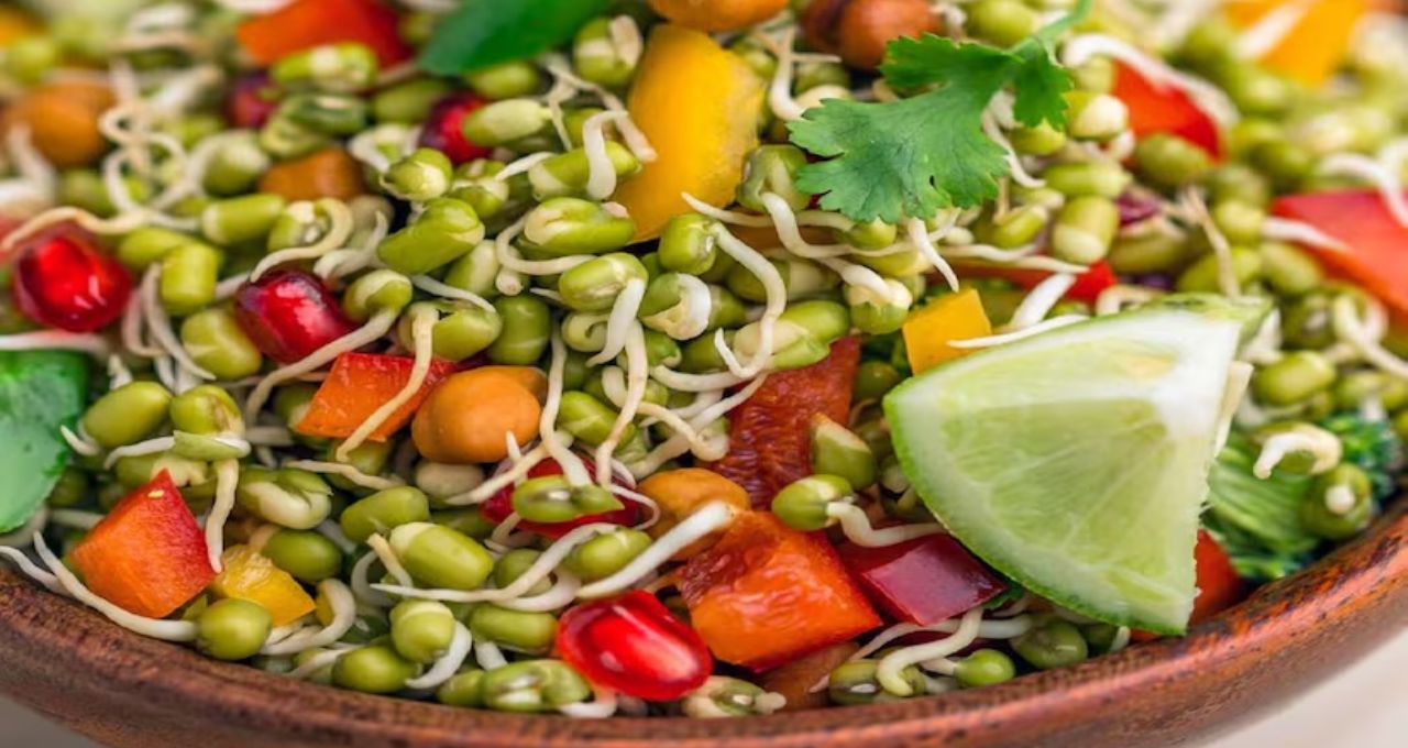 Weight Loss Tips: শীতের পার্টি-পিকনিকে ওজন বাড়ছে? ফাইবারে ভরসা রাখুন—মেদ ঝরাবে এই ৫ সবজি
