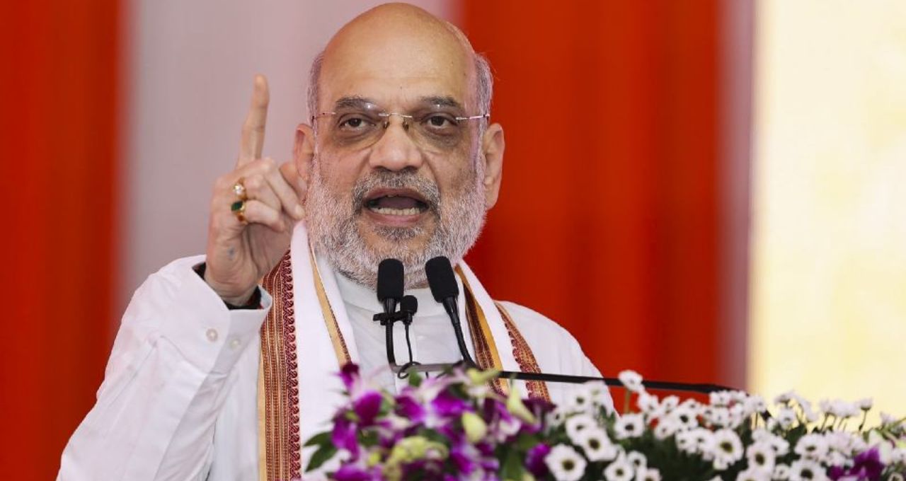 রুদ্ধদ্বার বৈঠকে মতুয়া আতঙ্কের কথা শাহকে, ‘আমি সামলে নেব’—বঙ্গ নেতাদের আশ্বাস স্বরাষ্ট্রমন্ত্রীর
