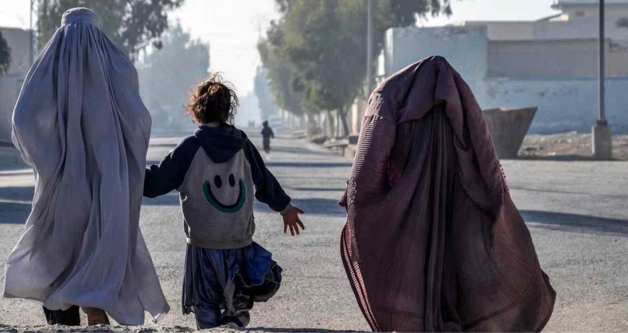 तालिबान शासन का कठोर फैसला, गर्भनिरोधक दवाओं की बिक्री पर लगाई रोक