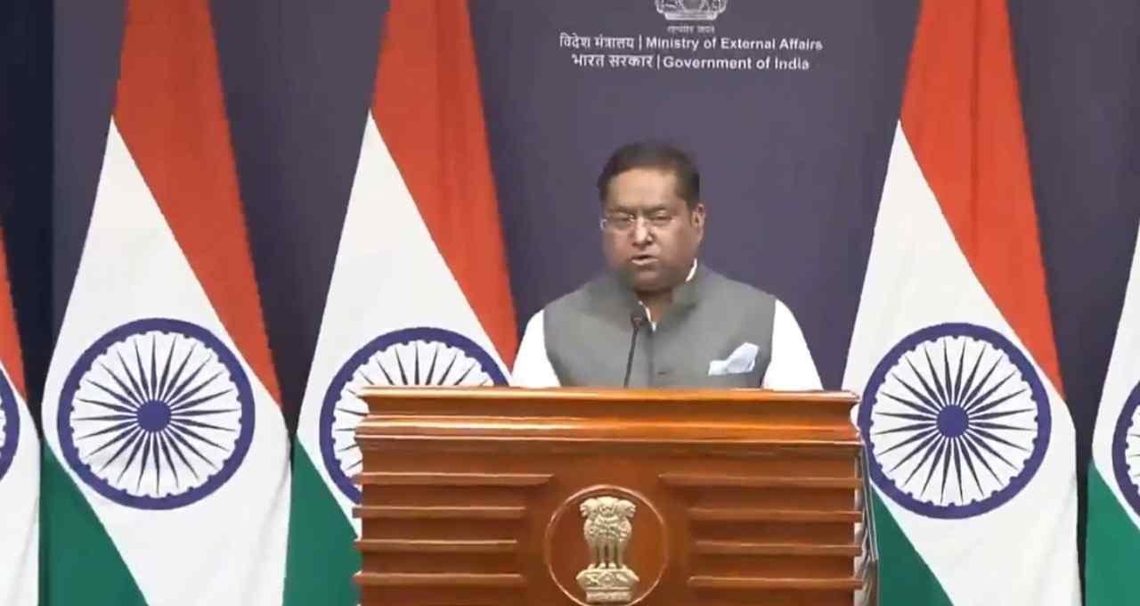 रूस से तेल खरीद जारी रखने का भारत का रुख, MEA ने दी स्पष्ट प्रतिक्रिया
