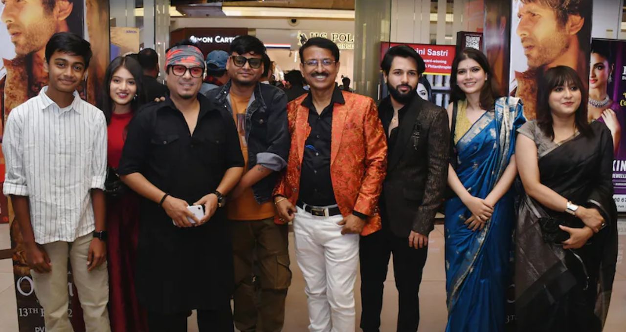 মুক্তিতেই প্রশংসা কুড়োল ‘খাঁচা’— মানব পাচারের অন্ধকারে মানবিকতার আলো জ্বালাল বাংলা ছবি
