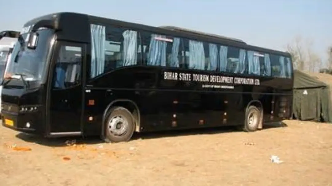 होली पर मुजफ्फरपुर पुलिस की पहल: घर लौटने वाले यात्रियों के लिए शुरू की निशुल्क बस सेवा, सुरक्षा के कड़े इंतजाम