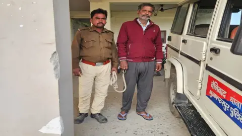 मुजफ्फरपुर में शराब तस्करी पर बड़ी कार्रवाई: बन्दरा में दो तस्कर गिरफ्तार, हत्था…