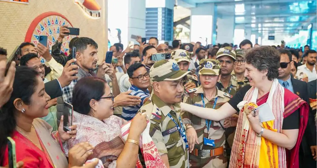चुनाव से पहले प्रियंका गांधी का असम दौरा, जनता से मिलकर कांग्रेस की रणनीति करेंगी तय
