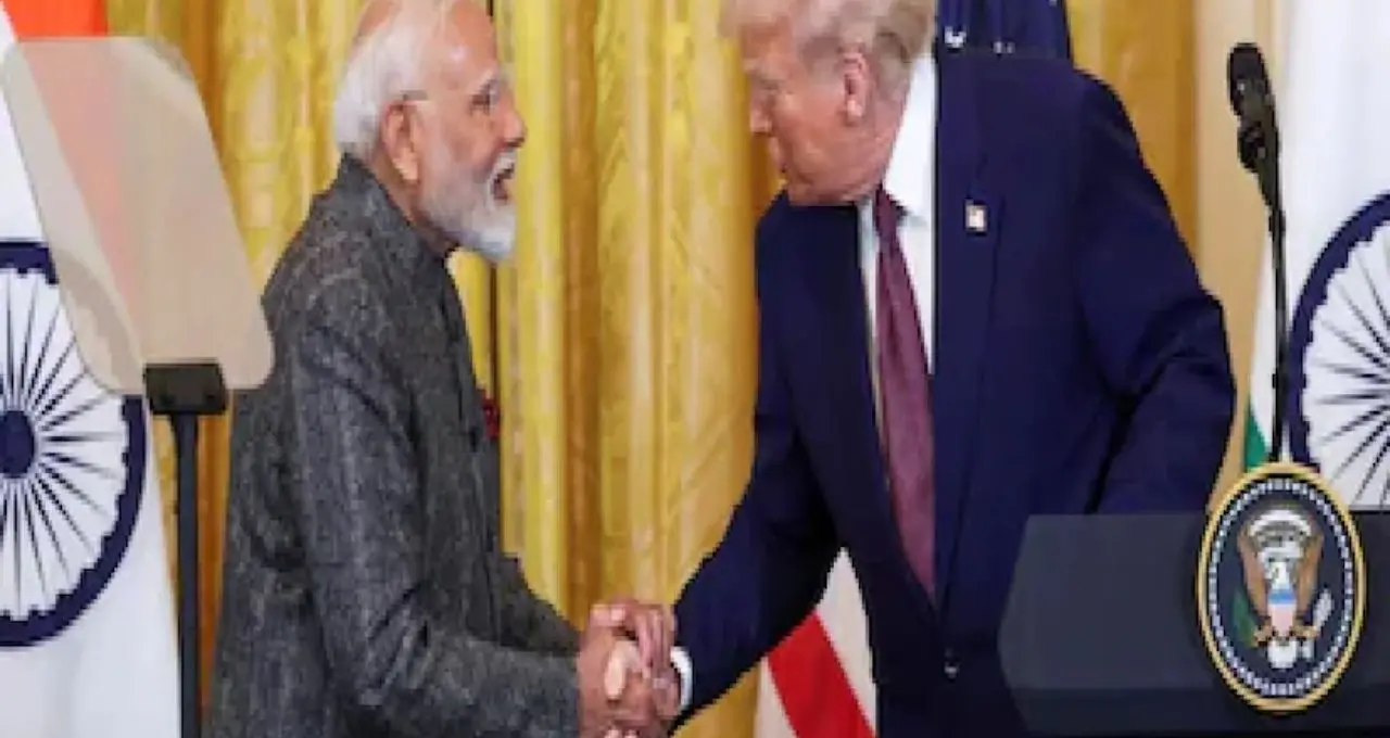 ৫০% থেকে সরাসরি ৩%! ভারতের পণ্যে মার্কিন ‘ট্যারিফ’ এখন কত? সুপ্রিম কোর্টের রায়ে চাপে ট্রাম্প
