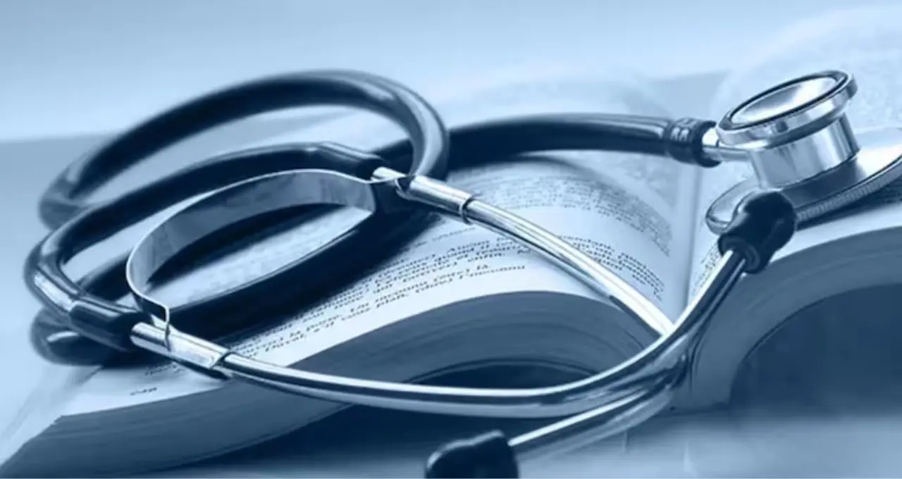 বায়োলজি ছাড়াও NEET-এ বসা যাবে! নতুন নিয়মে সহজ হল MBBS-এর পথ, কী বলছে NMC
