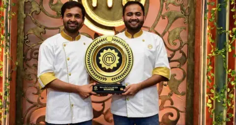 latest news subkuz - मास्टरशेफ इंडिया सीज़न 9: अजिंक्य और विक्रम गंधे ने जीता खिताब, ट्रॉफी के साथ मिले 25 लाख रुपये