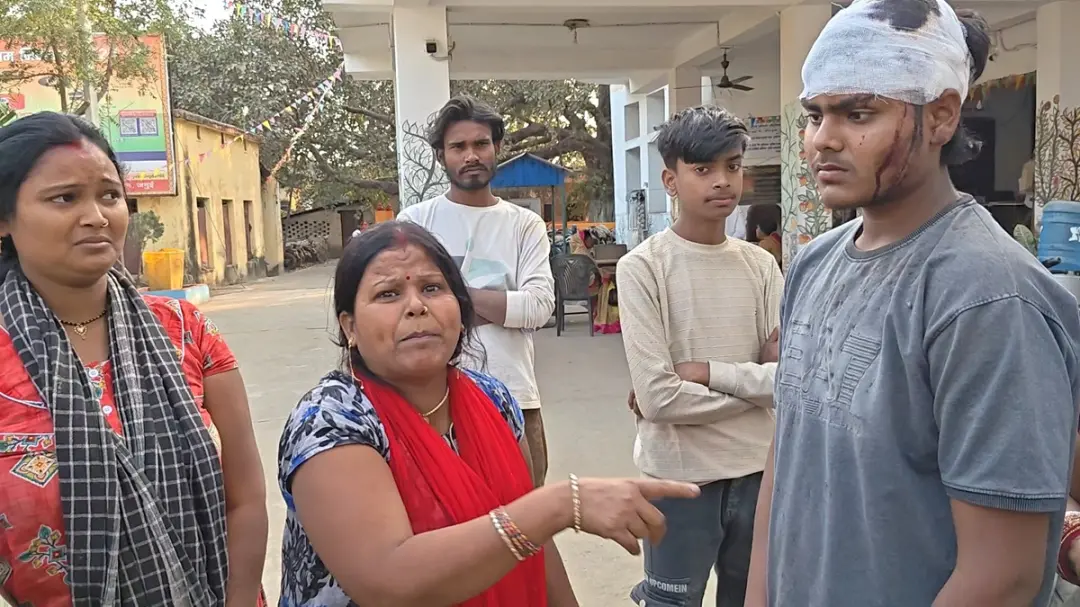  जमुई में परीक्षा देने गए छात्रों के साथ मारपीट: घटना के बाद बदला गया परीक्षा केंद्र
